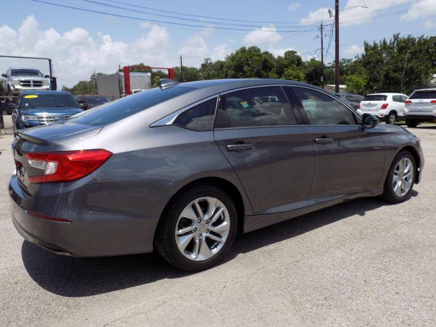2018 GRAY HONDA ACCORD LX (1HGCV1F10JA) with an 1.5L engine, Continuously Variable transmission, located at 830 E. Canino Rd., Houston, TX, 77037, (281) 405-0440, 38.358219, -81.729942 - Photo#5