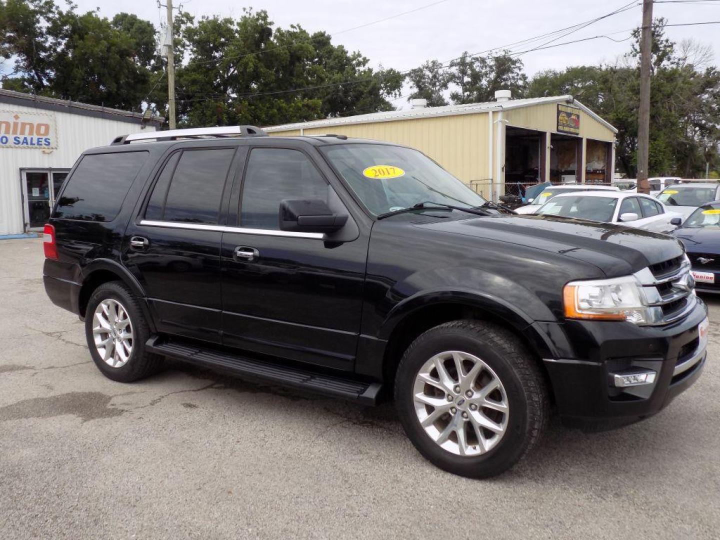 2017 BLACK FORD EXPEDITION LIMITED (1FMJU1KT2HE) with an 3.5L engine, Automatic transmission, located at 830 E. Canino Rd., Houston, TX, 77037, (281) 405-0440, 38.358219, -81.729942 - Photo#7