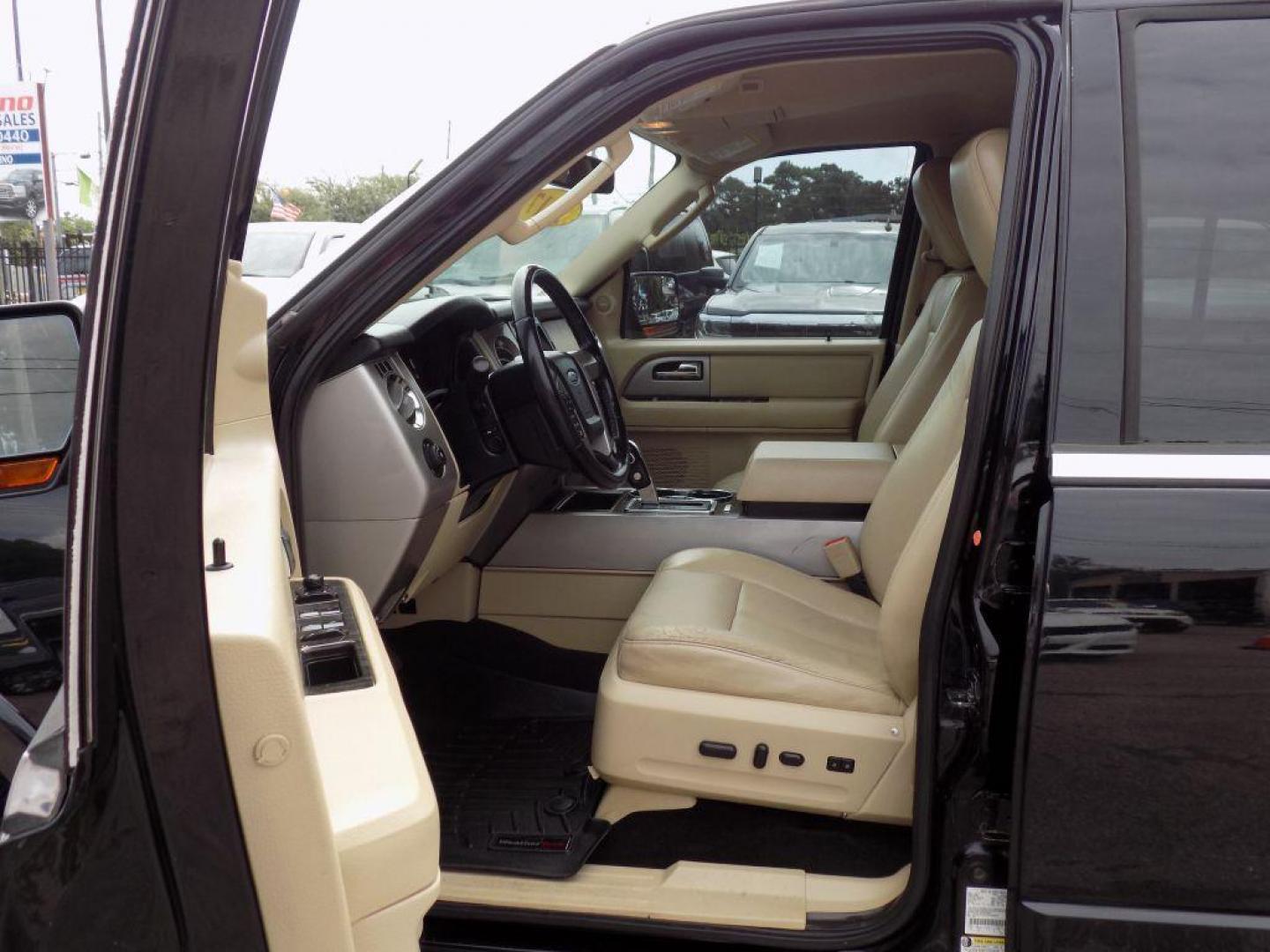 2017 BLACK FORD EXPEDITION LIMITED (1FMJU1KT2HE) with an 3.5L engine, Automatic transmission, located at 830 E. Canino Rd., Houston, TX, 77037, (281) 405-0440, 38.358219, -81.729942 - Photo#8