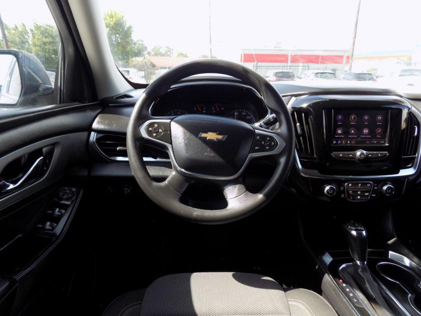 2020 GRAY CHEVROLET TRAVERSE LS (1GNERFKW1LJ) with an 3.6L engine, Automatic transmission, located at 830 E. Canino Rd., Houston, TX, 77037, (281) 405-0440, 38.358219, -81.729942 - Photo#18
