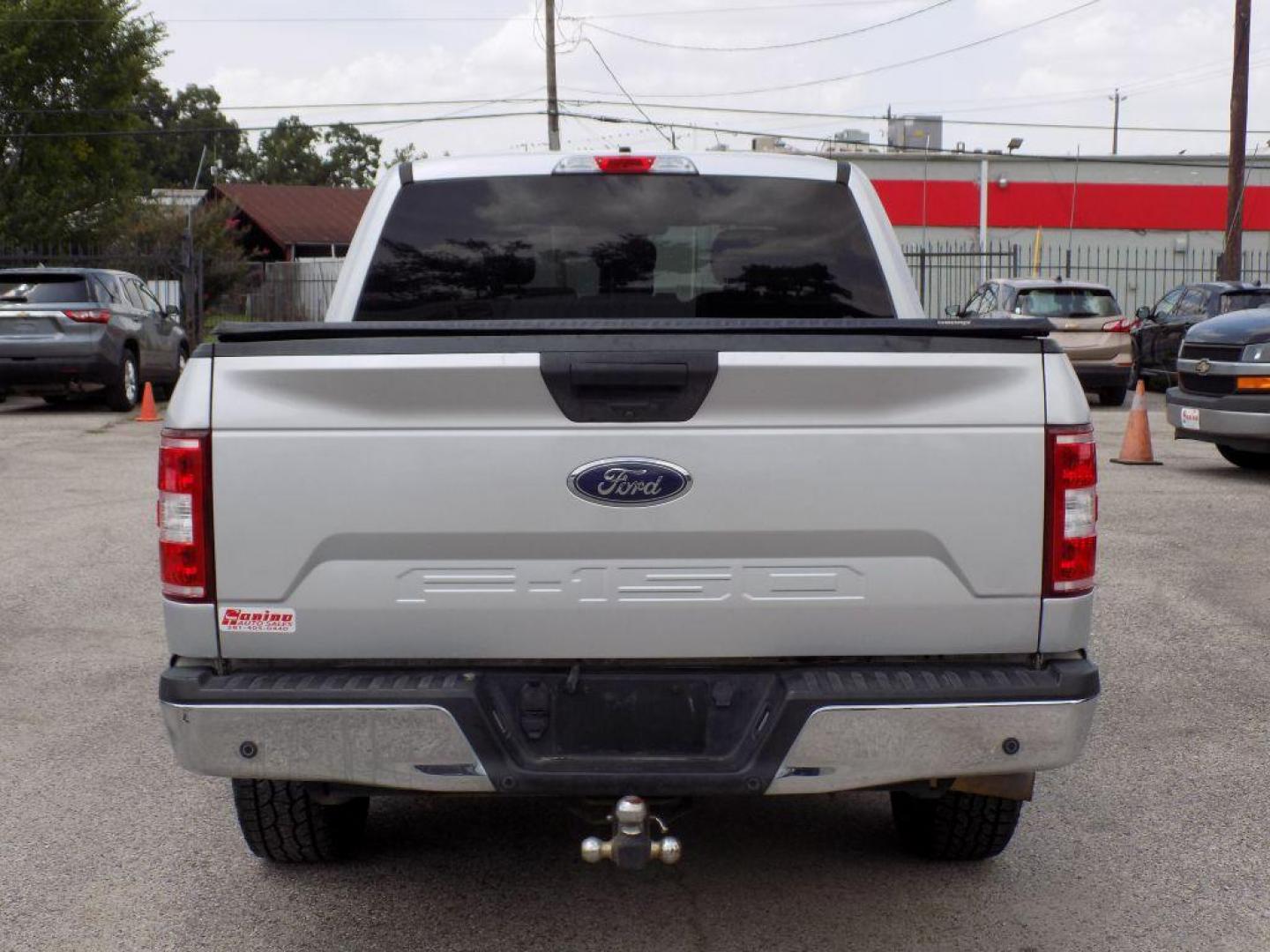 2019 SILVER FORD F150 SUPERCREW (1FTEW1E56KK) with an 5.0L engine, Automatic transmission, located at 830 E. Canino Rd., Houston, TX, 77037, (281) 405-0440, 38.358219, -81.729942 - Photo#4