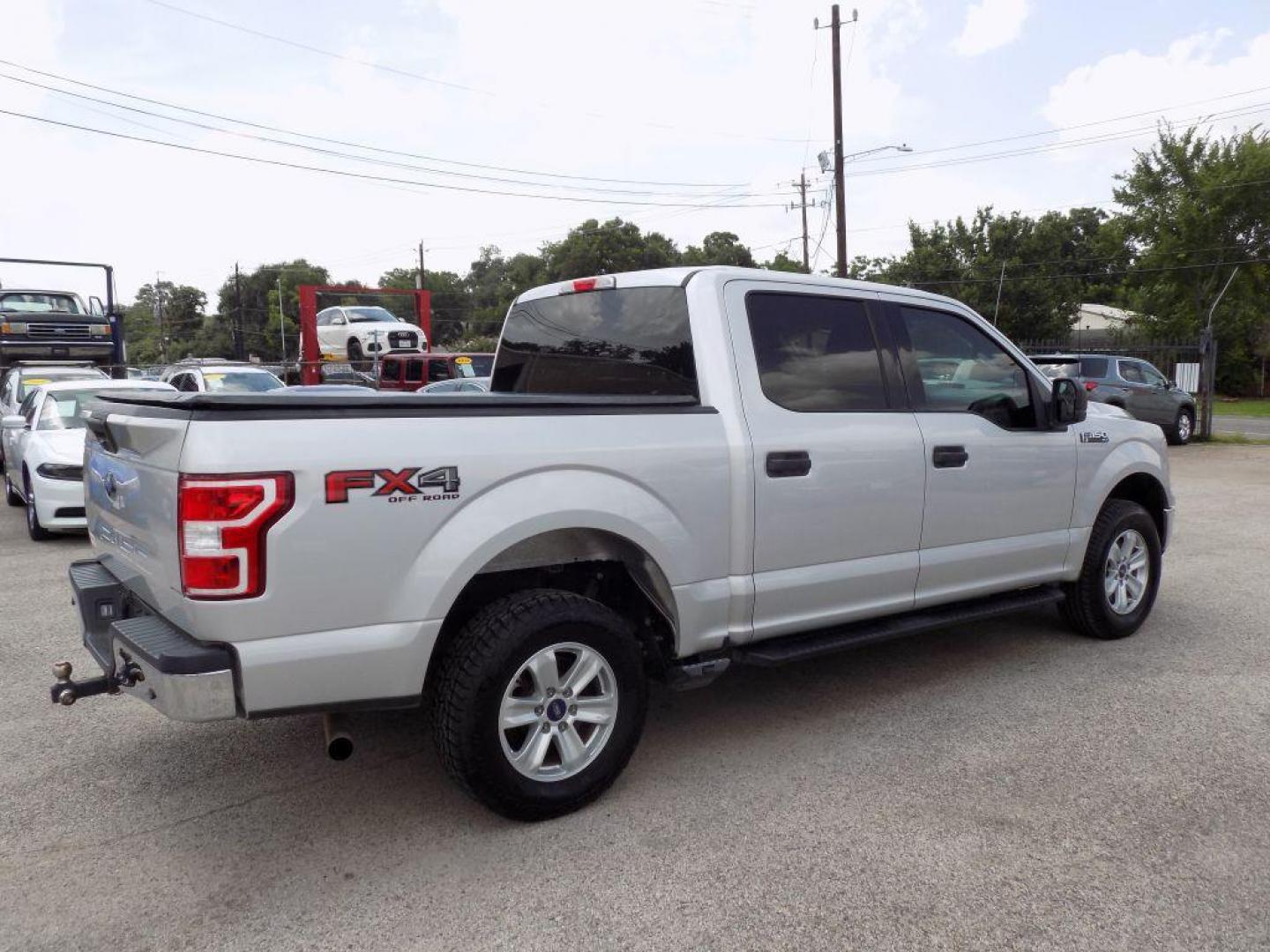 2019 SILVER FORD F150 SUPERCREW (1FTEW1E56KK) with an 5.0L engine, Automatic transmission, located at 830 E. Canino Rd., Houston, TX, 77037, (281) 405-0440, 38.358219, -81.729942 - Photo#5