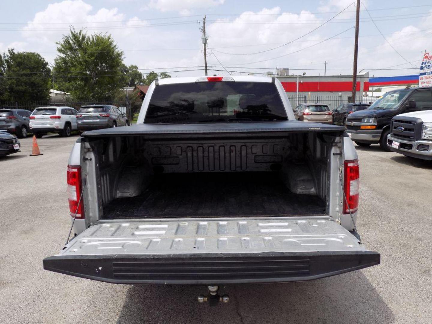 2019 SILVER FORD F150 SUPERCREW (1FTEW1E56KK) with an 5.0L engine, Automatic transmission, located at 830 E. Canino Rd., Houston, TX, 77037, (281) 405-0440, 38.358219, -81.729942 - Photo#12