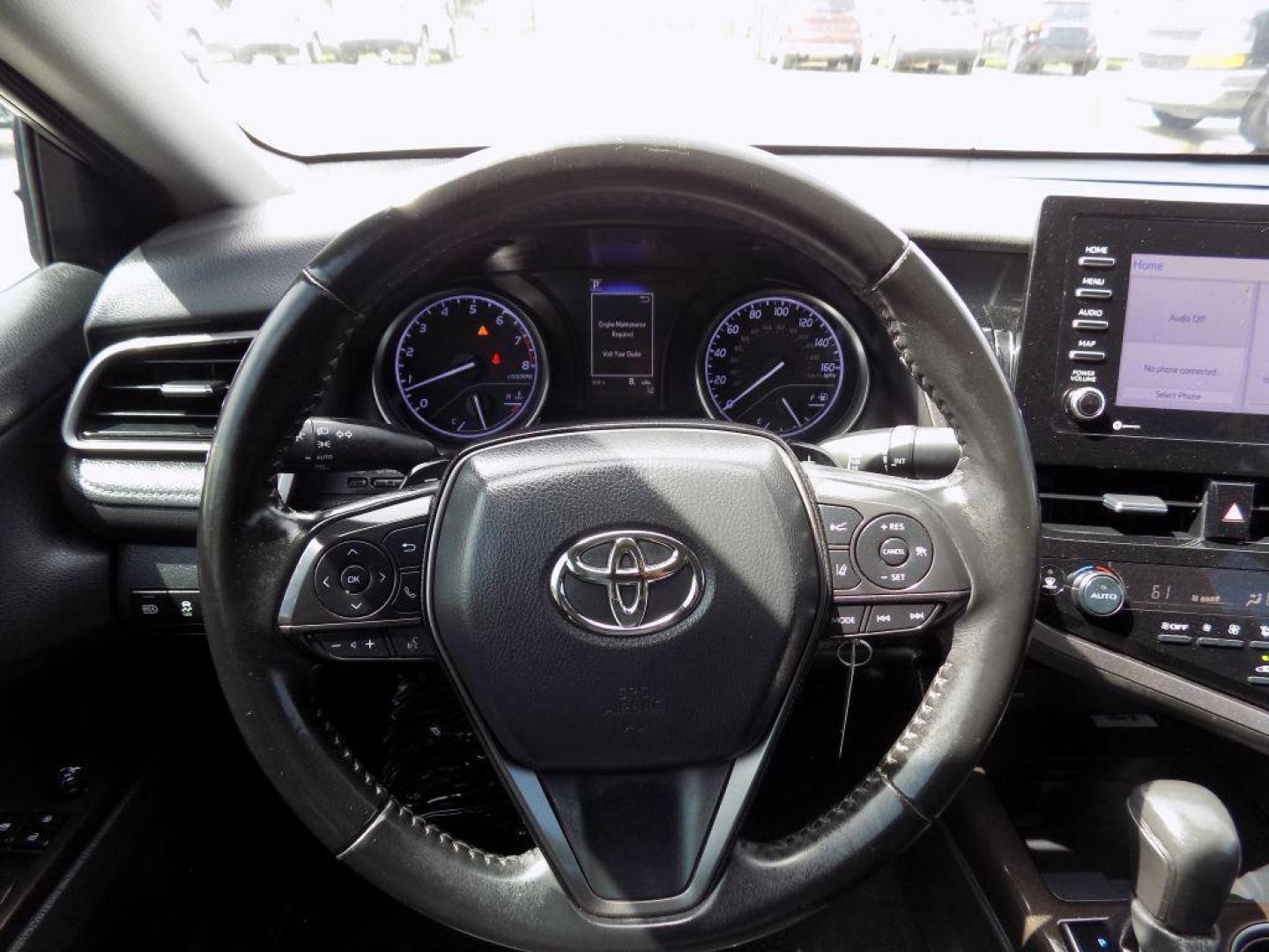 2022 SILVER TOYOTA CAMRY SE (4T1G11AK6NU) with an 2.5L engine, Automatic transmission, located at 830 E. Canino Rd., Houston, TX, 77037, (281) 405-0440, 38.358219, -81.729942 - Photo#16
