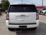 2016 WHITE GMC YUKON SLE (1GKS1AKC3GR) with an 5.3L engine, Automatic transmission, located at 830 E. Canino Rd., Houston, TX, 77037, (281) 405-0440, 38.358219, -81.729942 - Photo#4