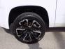 2016 WHITE GMC YUKON SLE (1GKS1AKC3GR) with an 5.3L engine, Automatic transmission, located at 830 E. Canino Rd., Houston, TX, 77037, (281) 405-0440, 38.358219, -81.729942 - Photo#20