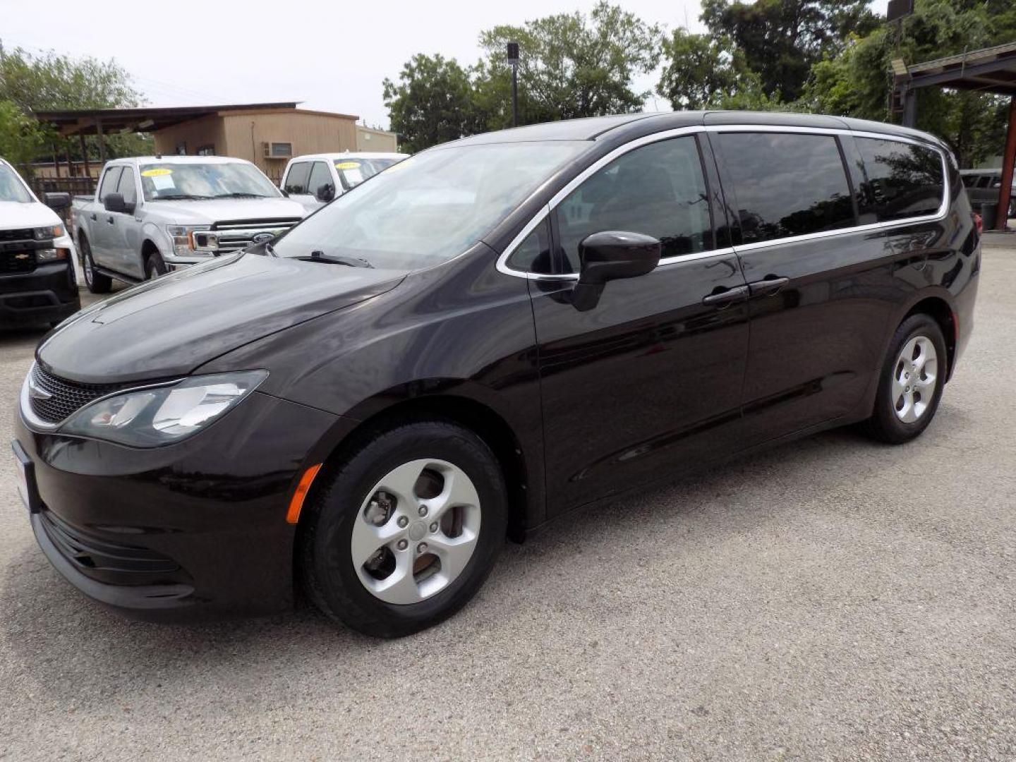 2017 BLACK CHRYSLER PACIFICA LX (2C4RC1CG1HR) with an 3.6L engine, Automatic transmission, located at 830 E. Canino Rd., Houston, TX, 77037, (281) 405-0440, 38.358219, -81.729942 - Photo#1