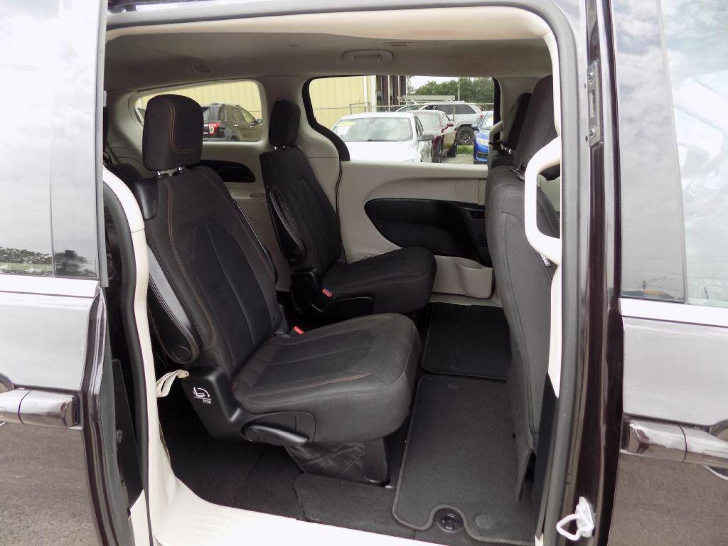 2017 BLACK CHRYSLER PACIFICA LX (2C4RC1CG1HR) with an 3.6L engine, Automatic transmission, located at 830 E. Canino Rd., Houston, TX, 77037, (281) 405-0440, 38.358219, -81.729942 - Photo#11