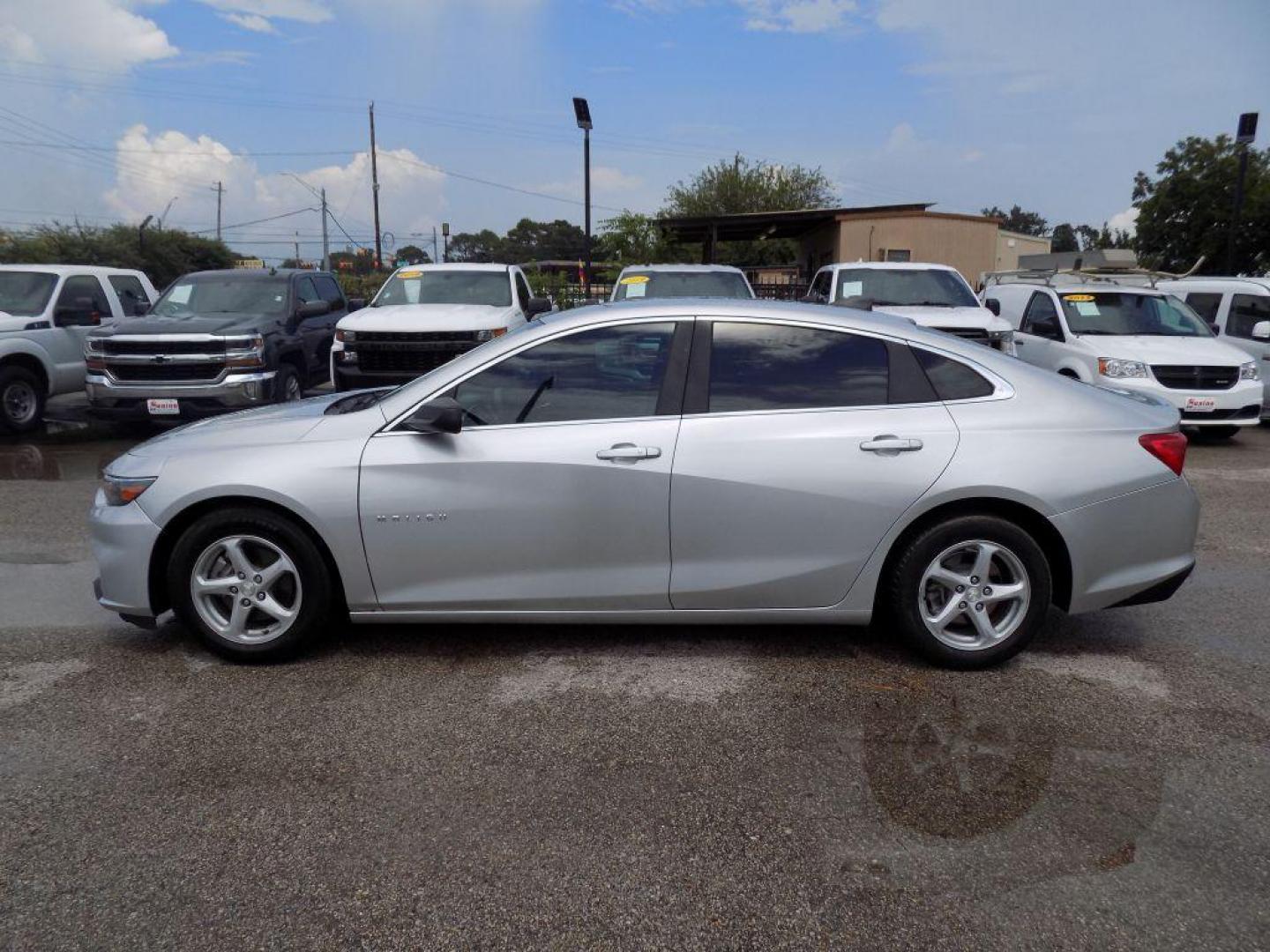 2017 SILVER CHEVROLET MALIBU LS (1G1ZB5ST1HF) with an 1.5L engine, Automatic transmission, located at 830 E. Canino Rd., Houston, TX, 77037, (281) 405-0440, 38.358219, -81.729942 - Photo#2