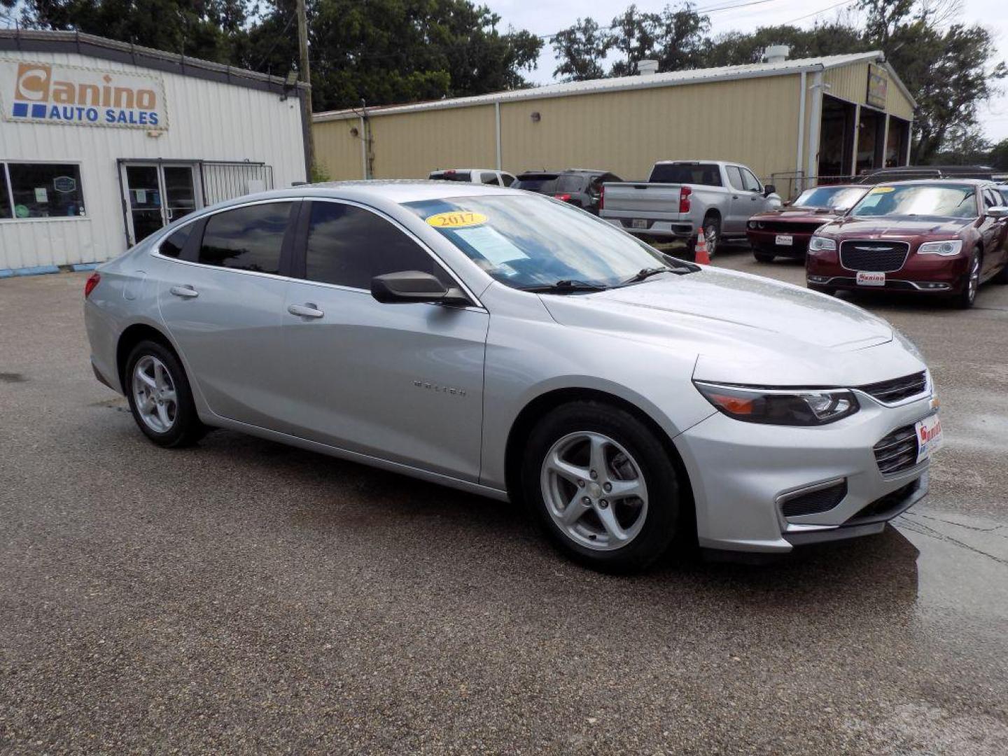 2017 SILVER CHEVROLET MALIBU LS (1G1ZB5ST1HF) with an 1.5L engine, Automatic transmission, located at 830 E. Canino Rd., Houston, TX, 77037, (281) 405-0440, 38.358219, -81.729942 - Photo#7