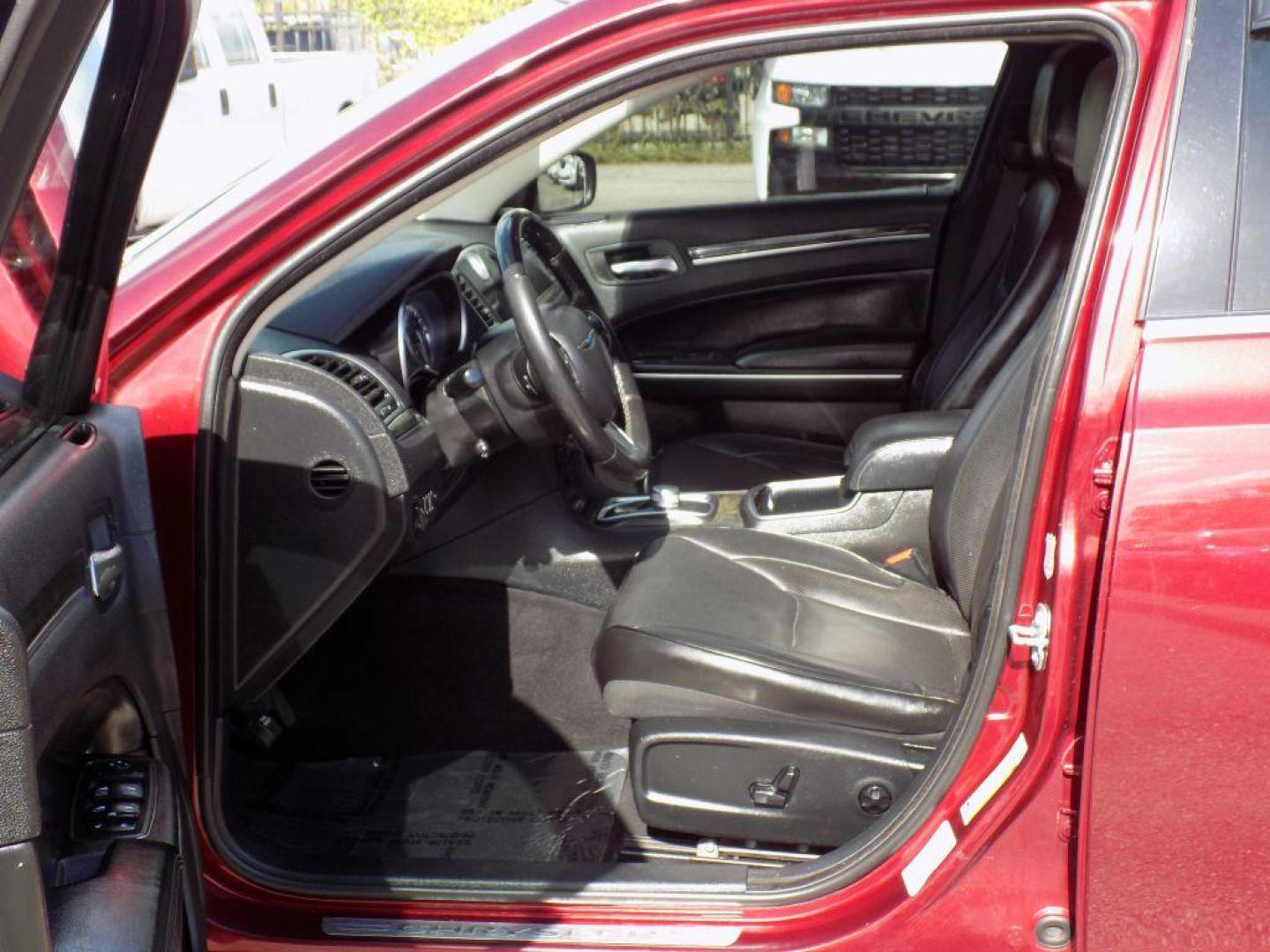 2019 RED CHRYSLER 300 LIMITED (2C3CCAKG2KH) with an 3.6L engine, Automatic transmission, located at 830 E. Canino Rd., Houston, TX, 77037, (281) 405-0440, 38.358219, -81.729942 - Photo#8