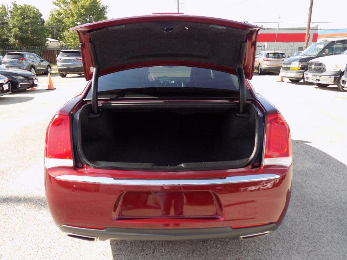 2019 RED CHRYSLER 300 LIMITED (2C3CCAKG2KH) with an 3.6L engine, Automatic transmission, located at 830 E. Canino Rd., Houston, TX, 77037, (281) 405-0440, 38.358219, -81.729942 - Photo#12