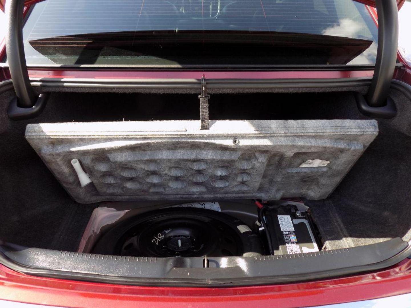 2019 RED CHRYSLER 300 LIMITED (2C3CCAKG2KH) with an 3.6L engine, Automatic transmission, located at 830 E. Canino Rd., Houston, TX, 77037, (281) 405-0440, 38.358219, -81.729942 - Photo#13
