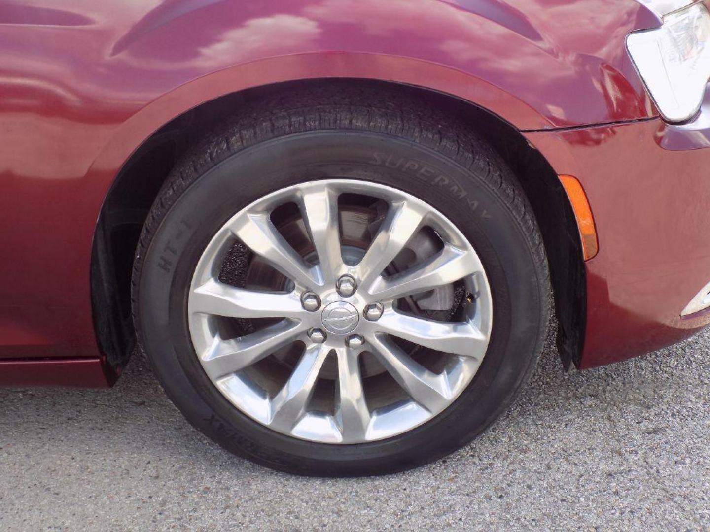 2019 RED CHRYSLER 300 LIMITED (2C3CCAKG2KH) with an 3.6L engine, Automatic transmission, located at 830 E. Canino Rd., Houston, TX, 77037, (281) 405-0440, 38.358219, -81.729942 - Photo#18