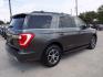 2018 GRAY FORD EXPEDITION XLT (1FMJU1HT1JE) with an 3.5L engine, Automatic transmission, located at 830 E. Canino Rd., Houston, TX, 77037, (281) 405-0440, 38.358219, -81.729942 - Photo#5