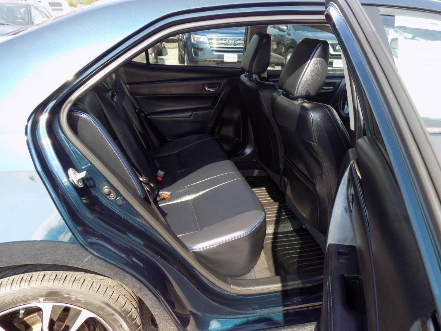 2018 BLUE TOYOTA COROLLA L (5YFBURHEXJP) with an 1.8L engine, Continuously Variable transmission, located at 830 E. Canino Rd., Houston, TX, 77037, (281) 405-0440, 38.358219, -81.729942 - Photo#16