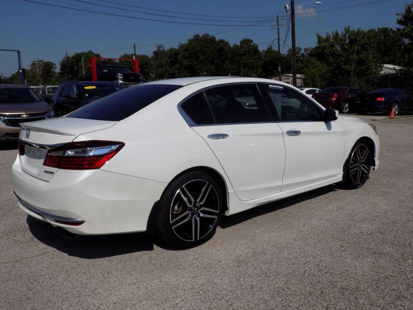 2017 WHITE HONDA ACCORD SPORT SPECIAL EDITION (1HGCR2F1XHA) with an 2.4L engine, Continuously Variable transmission, located at 830 E. Canino Rd., Houston, TX, 77037, (281) 405-0440, 38.358219, -81.729942 - Photo#5