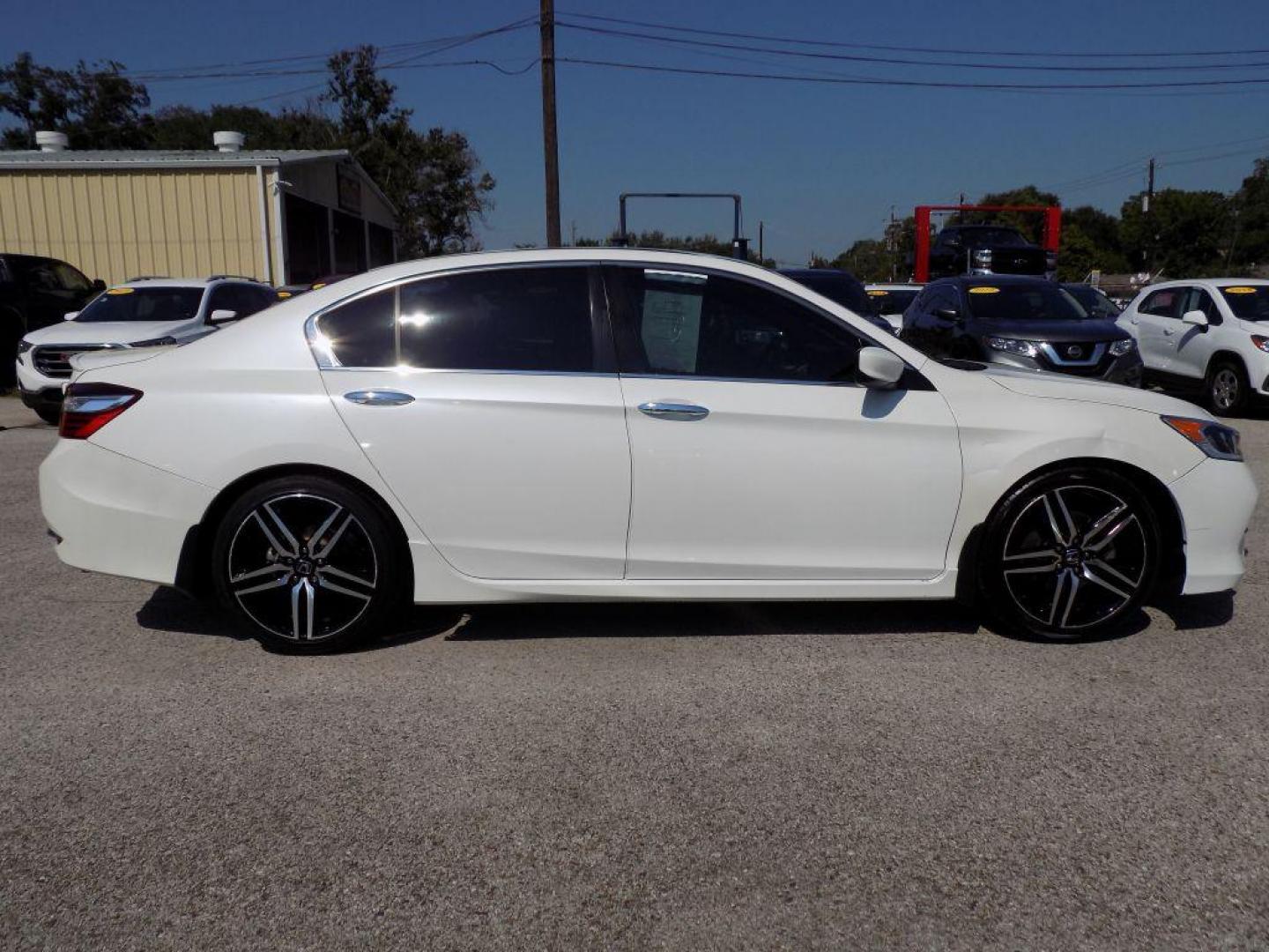 2017 WHITE HONDA ACCORD SPORT SPECIAL EDITION (1HGCR2F1XHA) with an 2.4L engine, Continuously Variable transmission, located at 830 E. Canino Rd., Houston, TX, 77037, (281) 405-0440, 38.358219, -81.729942 - Photo#6