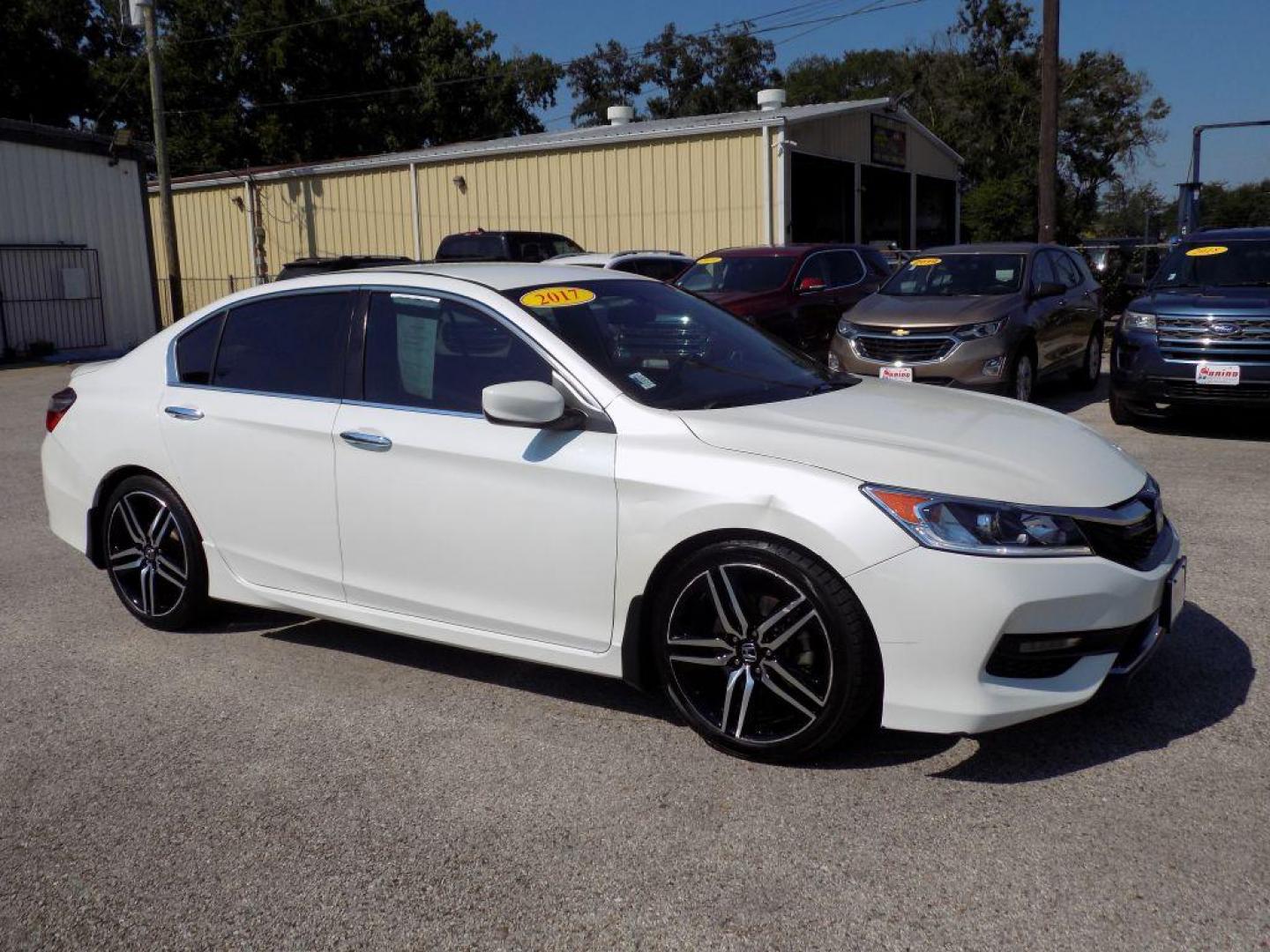 2017 WHITE HONDA ACCORD SPORT SPECIAL EDITION (1HGCR2F1XHA) with an 2.4L engine, Continuously Variable transmission, located at 830 E. Canino Rd., Houston, TX, 77037, (281) 405-0440, 38.358219, -81.729942 - Photo#7