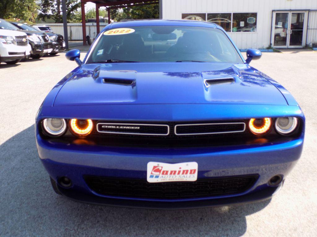 photo of 2022 DODGE CHALLENGER SXT