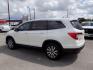 2019 WHITE HONDA PILOT EX (5FNYF5H38KB) with an 3.5L engine, Automatic transmission, located at 830 E. Canino Rd., Houston, TX, 77037, (281) 405-0440, 38.358219, -81.729942 - Photo#3