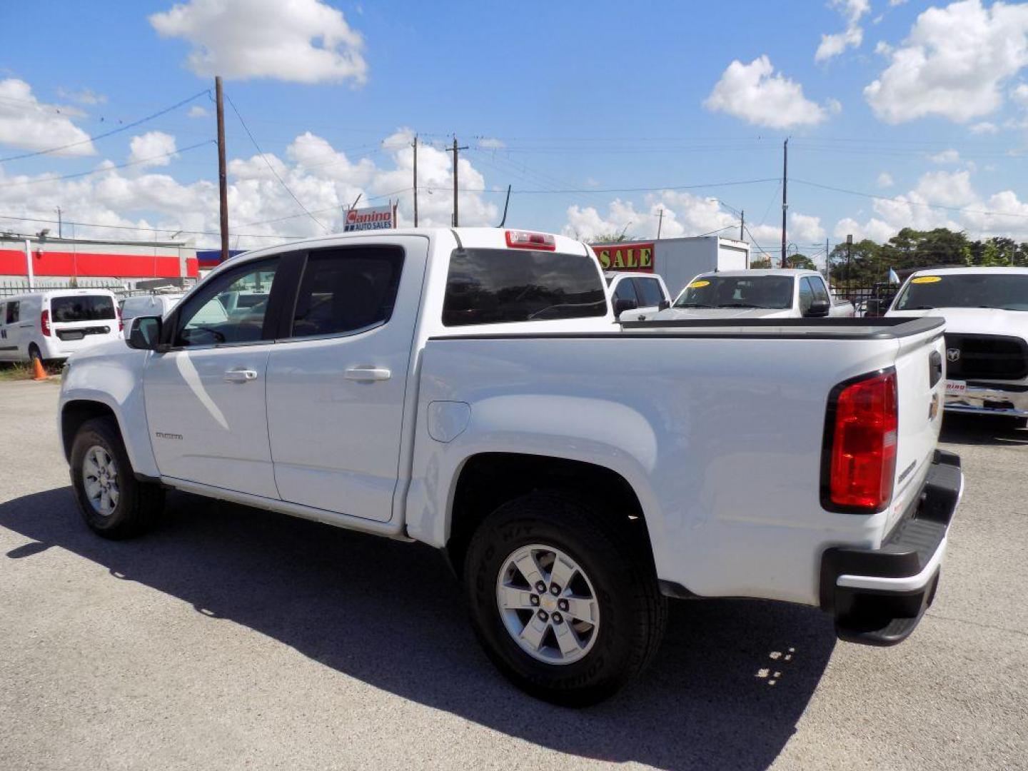 2020 WHITE CHEVROLET COLORADO (1GCGSBEA9L1) with an 2.5L engine, Automatic transmission, located at 830 E. Canino Rd., Houston, TX, 77037, (281) 405-0440, 38.358219, -81.729942 - Photo#3