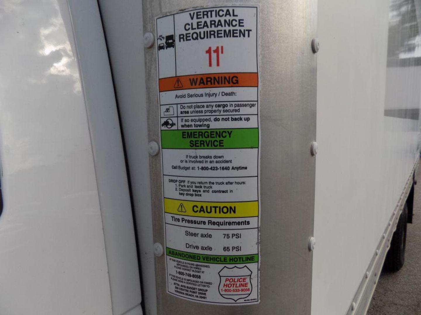 2017 WHITE FORD E-SERIES E-350 SD (1FDWE3F6XHD) with an 6.2L engine, Automatic transmission, located at 830 E. Canino Rd., Houston, TX, 77037, (281) 405-0440, 38.358219, -81.729942 - Photo#21