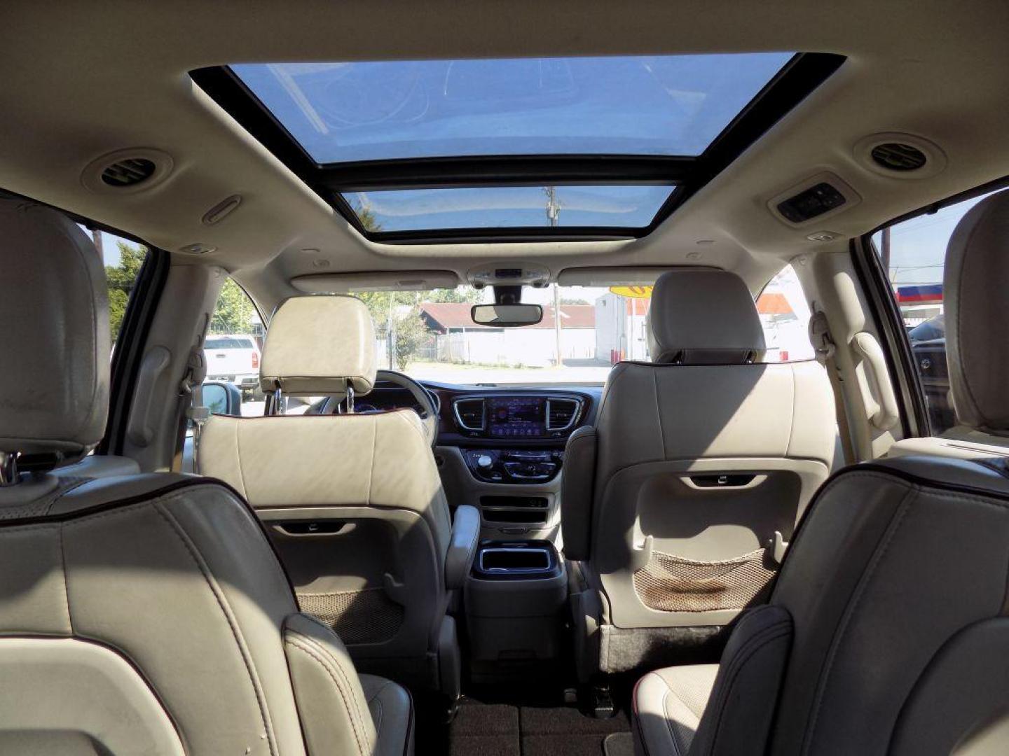 2020 SILVER CHRYSLER PACIFICA LIMITED (2C4RC1GG4LR) with an 3.6L engine, Automatic transmission, located at 830 E. Canino Rd., Houston, TX, 77037, (281) 405-0440, 38.358219, -81.729942 - Photo#16