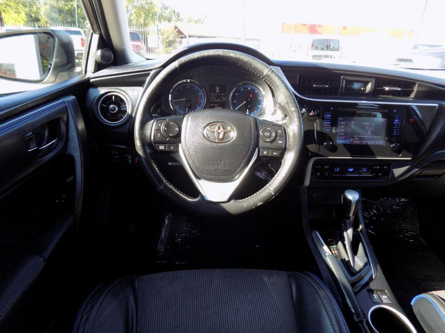 2018 GRAY TOYOTA COROLLA L (5YFBURHE2JP) with an 1.8L engine, Continuously Variable transmission, located at 830 E. Canino Rd., Houston, TX, 77037, (281) 405-0440, 38.358219, -81.729942 - Photo#21