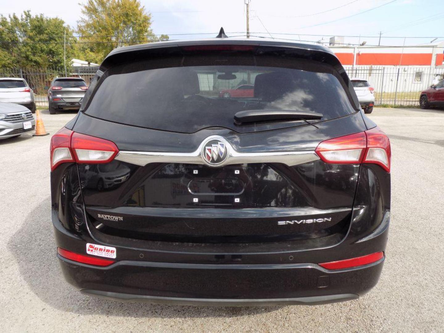 2020 BLACK BUICK ENVISION PREFERRED (LRBFXBSA9LD) with an 2.5L engine, Automatic transmission, located at 830 E. Canino Rd., Houston, TX, 77037, (281) 405-0440, 38.358219, -81.729942 - Photo#4