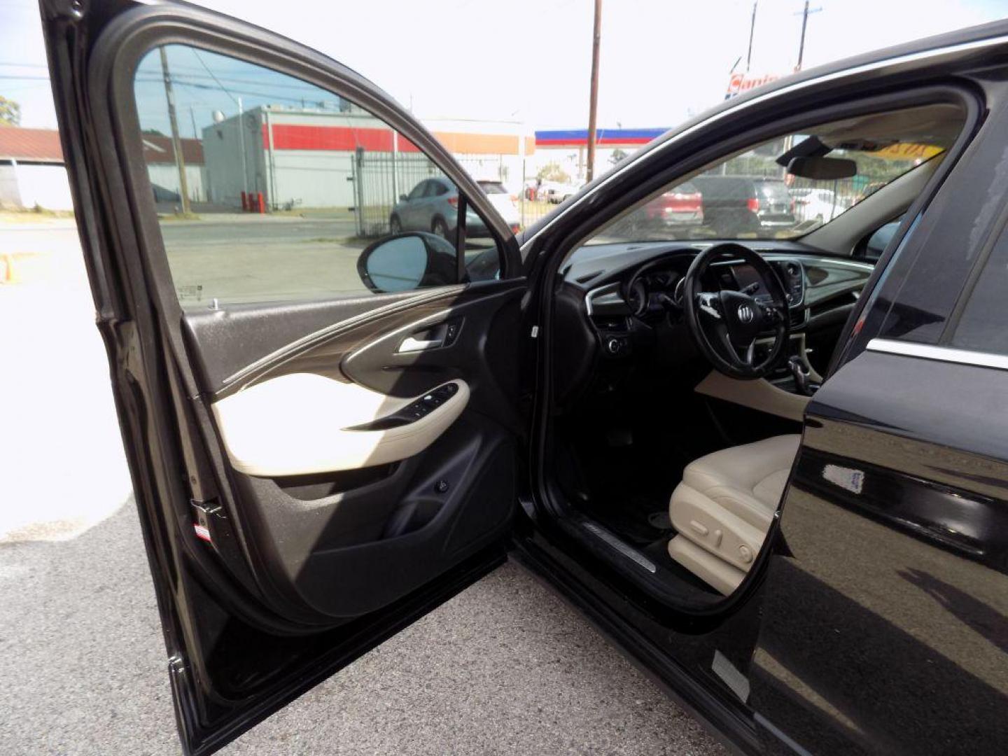 2020 BLACK BUICK ENVISION PREFERRED (LRBFXBSA9LD) with an 2.5L engine, Automatic transmission, located at 830 E. Canino Rd., Houston, TX, 77037, (281) 405-0440, 38.358219, -81.729942 - Photo#8