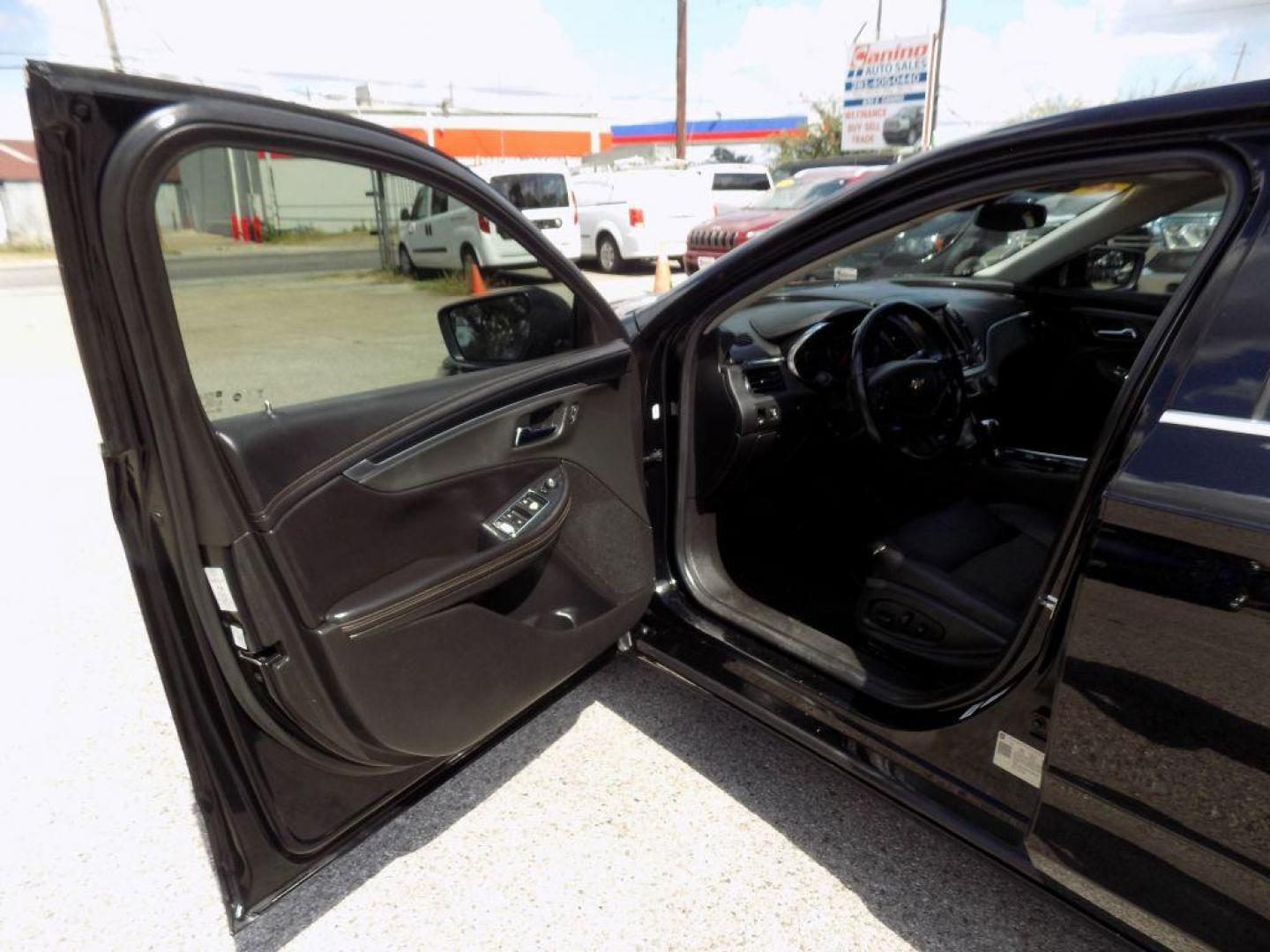 2019 BLACK CHEVROLET IMPALA LT (2G11Z5S39K9) with an 3.6L engine, Automatic transmission, located at 830 E. Canino Rd., Houston, TX, 77037, (281) 405-0440, 38.358219, -81.729942 - Photo#8