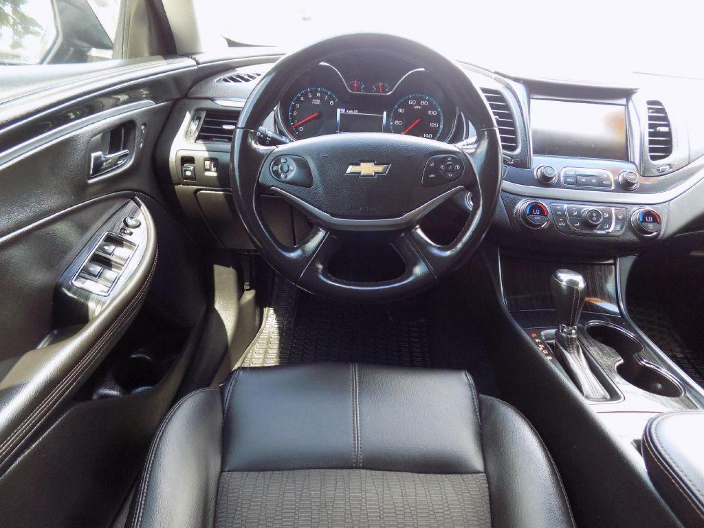 2019 BLACK CHEVROLET IMPALA LT (2G11Z5S39K9) with an 3.6L engine, Automatic transmission, located at 830 E. Canino Rd., Houston, TX, 77037, (281) 405-0440, 38.358219, -81.729942 - Photo#17