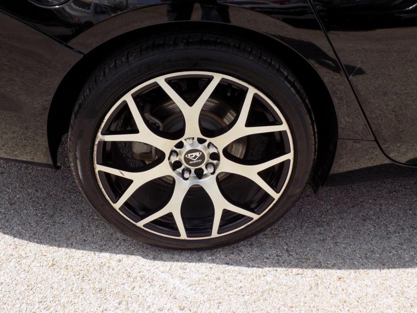2019 BLACK CHEVROLET IMPALA LT (2G11Z5S39K9) with an 3.6L engine, Automatic transmission, located at 830 E. Canino Rd., Houston, TX, 77037, (281) 405-0440, 38.358219, -81.729942 - Photo#22